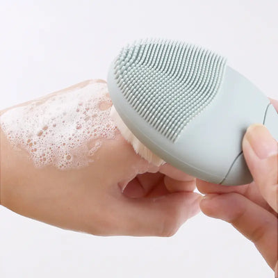 Dual-Sided Gentle Exfoliating Facial Brush