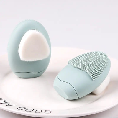Dual-Sided Gentle Exfoliating Facial Brush