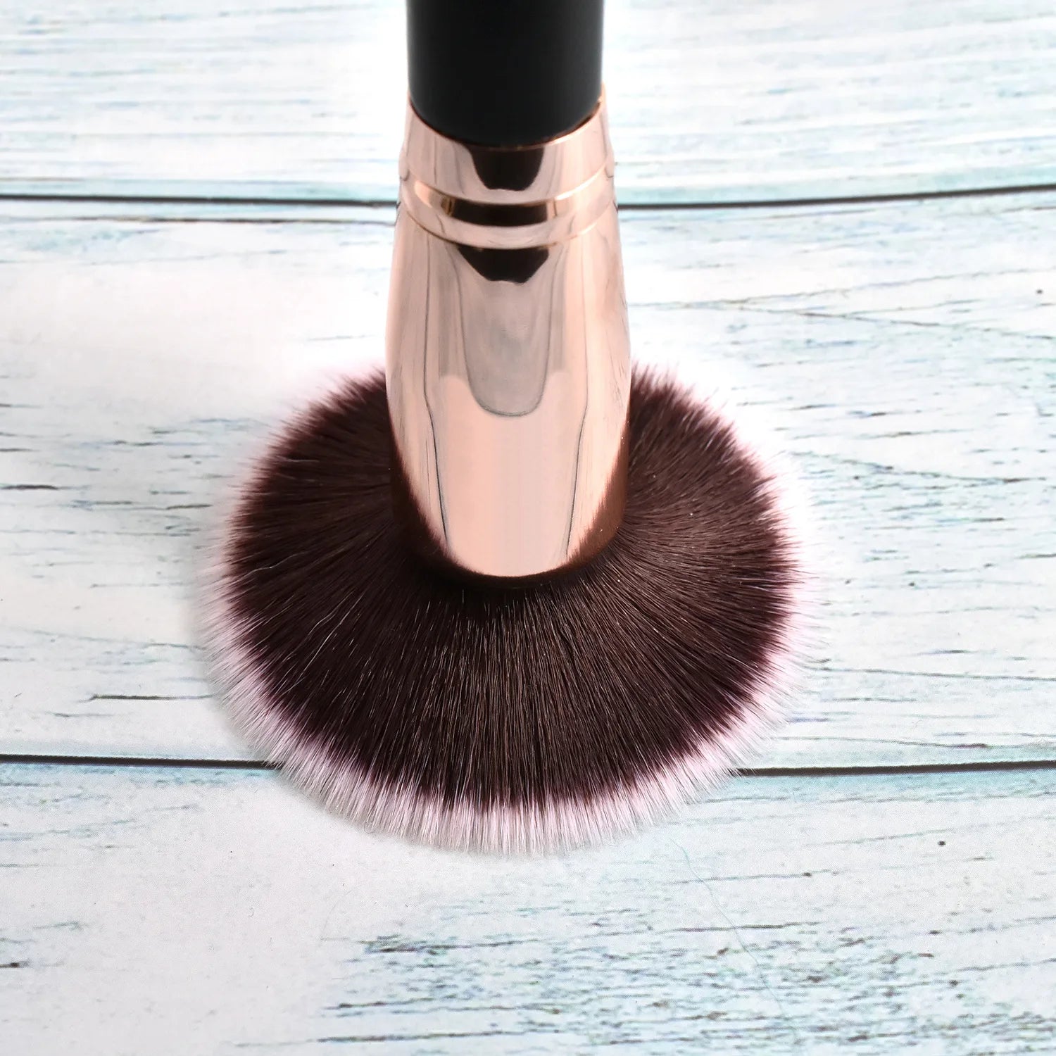 Makeup Brushes Foundation Loose Powder Concealer Blending Blush Brush Professional Cosmetic Beauty Makeup Tool BeautyBond