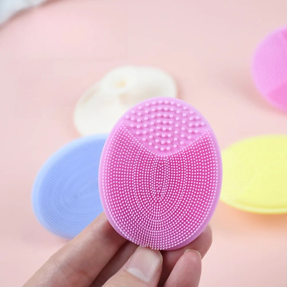 Soft Silicone Face Brush Cleanser and Massager Manual Facial Cleansing Brush Exfoliating Silicone Face Scrubber for Women Man BeautyBond