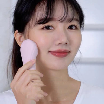 Silicone Electric Face Exfoliator with Magnetic Charger